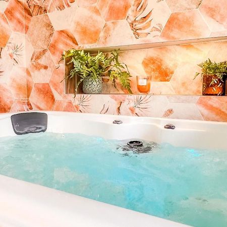 Quincy-Voisins Atoumo Appartement Love Jacuzzi & Jardin Disneyland Paris מראה חיצוני תמונה
