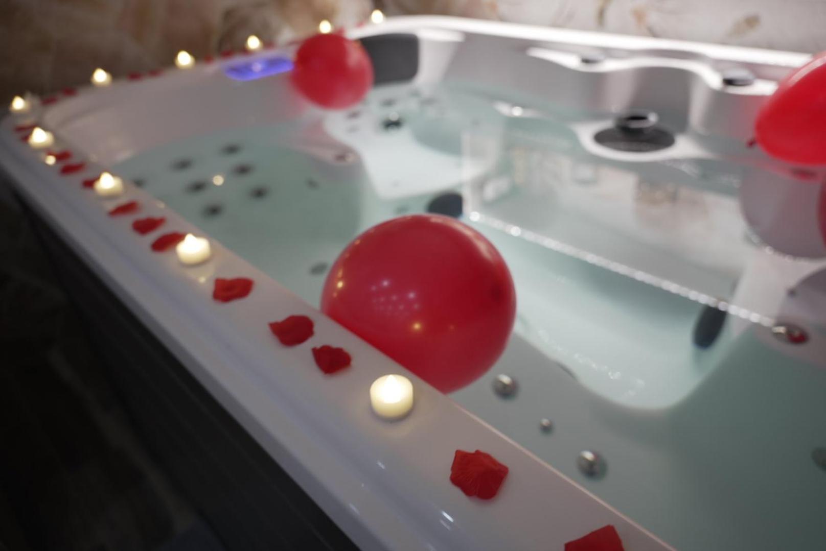 Quincy-Voisins Atoumo Appartement Love Jacuzzi & Jardin Disneyland Paris מראה חיצוני תמונה